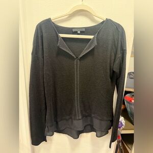 Sanctuary Black Rayon blend knit top, v-neck layered hem